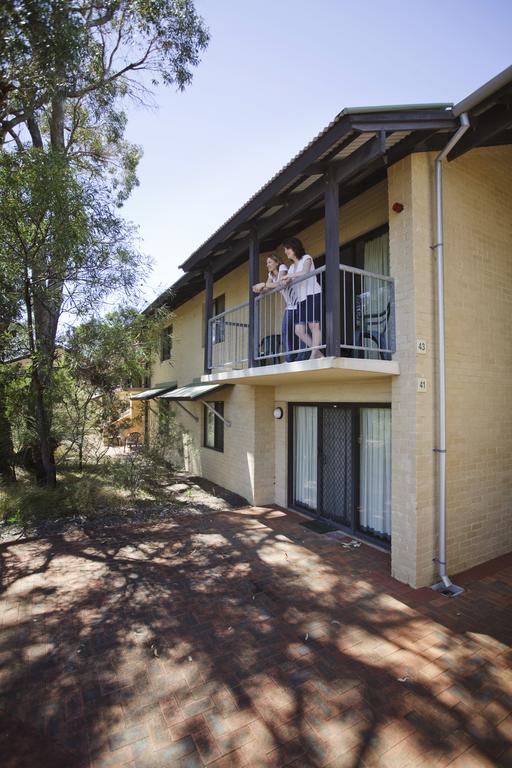 Ecu Joondalup Hostel Perth Bagian luar foto