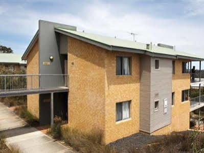 Ecu Joondalup Hostel Perth Bagian luar foto