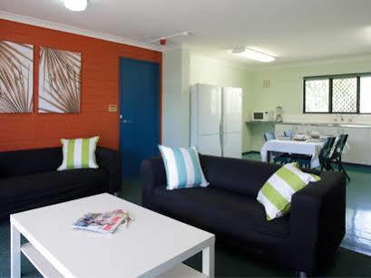 Ecu Joondalup Hostel Perth Bagian luar foto