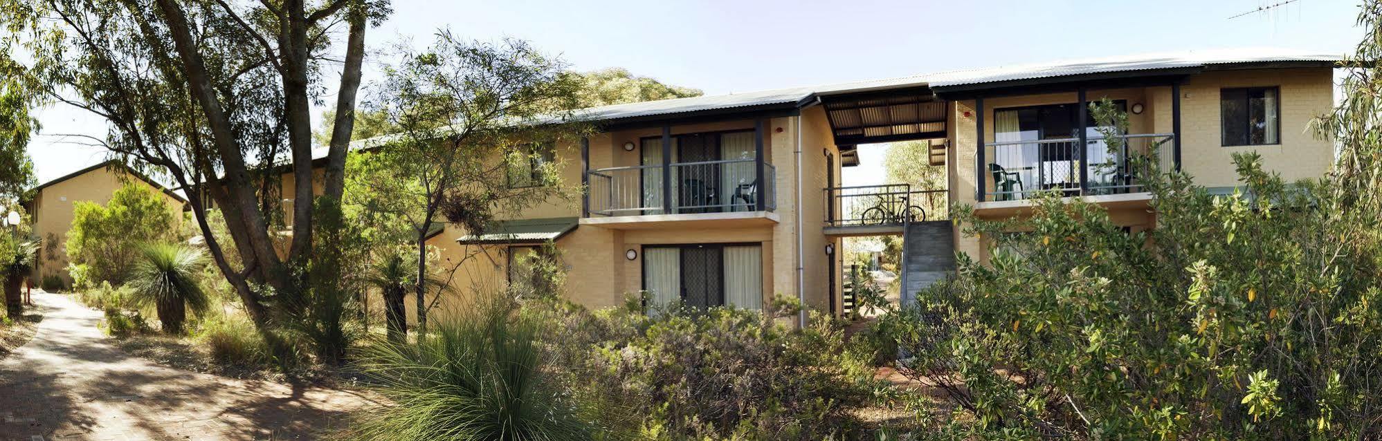Ecu Joondalup Hostel Perth Bagian luar foto